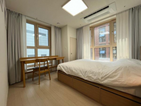 Seonneung Station Beautiful apt 2Room